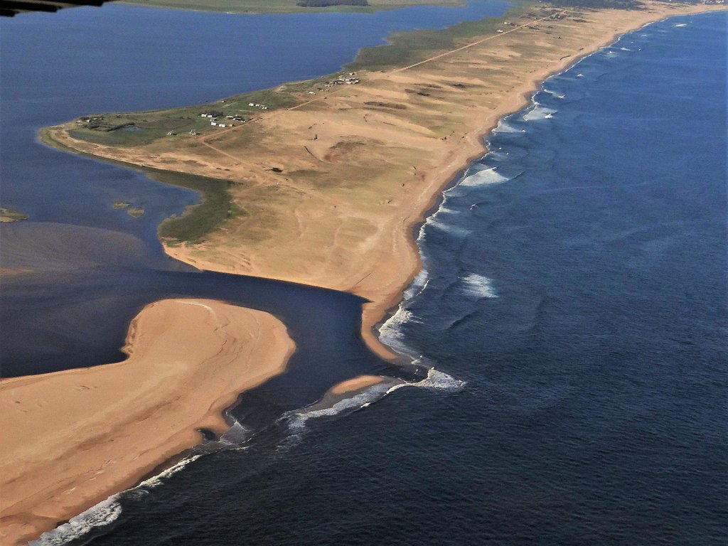 Playa  Uruguay cerró la gira - AUF